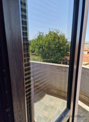 Почистване на прозорци  Почистване на прозорци  - Image 2