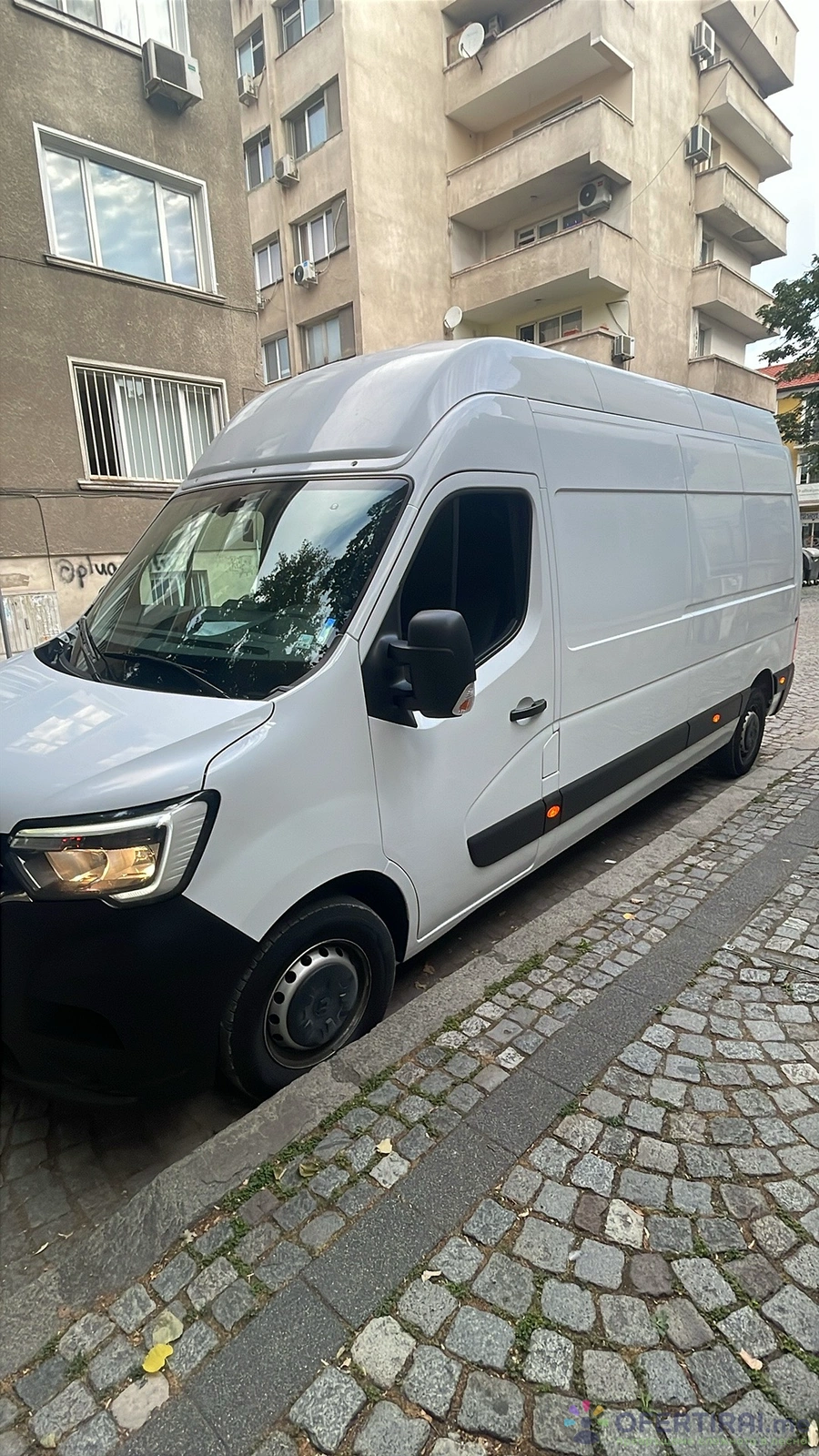 БУС С РАБОТНИК ХАМАЛСКИ УСЛУГИ 0886913122