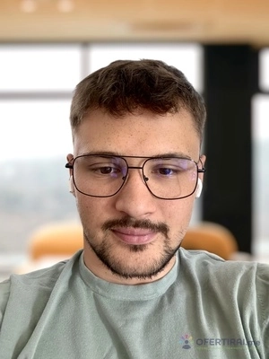 Rostislav Georgiev - I am a designer with 8 years of experience in fintech, e-commerce, B2C, and B2B industries. With 2 years of leadership experience, I've learned how to effectively manage teams and projects, driving successful outcomes and impactful design solutions.