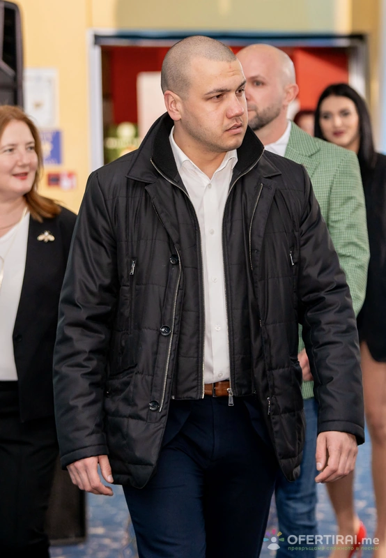 АДВОКАТ